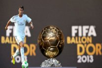 وكيل أعمال كريستيانو يرشحه للفوز بالكرة الذهبية 2014