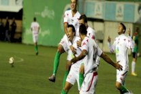 شباب الظاهرية يواصل صدارة الدوري الفلسطيني