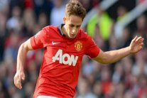 أياكس يستغل جلوس يانوزاي مع اليونايتد احتياطياً ويطلبه معاراً