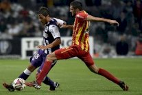 فوز لنس على تولوز بهدفين في الدوري الفرنسي