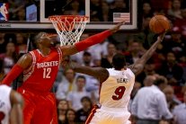 هاورد يسقط سبيرز في غياب دنكان