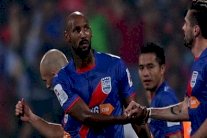 الحُكم بحبس أنيلكا 40 عاماً بسبب بقرة هندية مقدسة.. كذبة