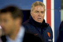 هيدينك سيستقيل من تدريب هولندا في حال الخسارة أمام ليتوانيا