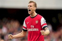مدرب منتخب انكلترا وميرتيساكر: ارسنال لم يتعلم من دروس الماضي