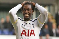 راتب أديبايور يقف عائقاً أمام مخطط توتنهام لبيعه نهائياً