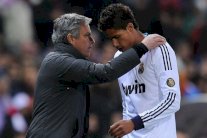 مورينيو يعتزم إقناع فاران بالرحيل عن الريال والقدوم إلى لندن