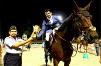 أبا العلا يتوج الفائزين ببطولة قفز الحواجز المفتوحة الثالثة بجدة 