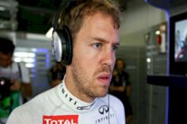 فيتل يأخذ مكان فرناندو ألونسو في فريق فيراري