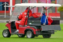 إصابة فيليب لام بكسر في الكاحل يبعده عن الملاعب حتى فبراير