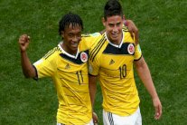 أنشيلوتي يستعين بخاميس لإقناعة مواطنه كوادرادو بقميص الريال