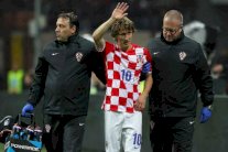 إصابة مودريتش في الفخذ تضع أنشيلوتي في ورطة حقيقية