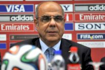 روراوة يظفر بجائزة محمد بن راشد للإبداع الرياضي كأفضل شخصية عربية