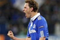 قائد شالكه يتحدى ريال مدريد في دوري أبطال أوروبا