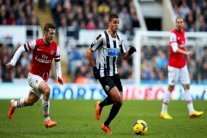 بروس يقر بوجود علاقة متوترة مع بن عرفة