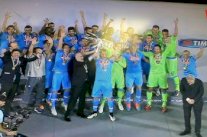 ركلات الترجيح الماراتونية تتوج نابولي بكأس السوبر