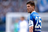 هونتيلار يمدد عقده مع شالكه حتى 2017