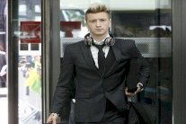 تغريم رويس بمبلغ 540 ألف يورو بسبب قيادته دون رخصة 