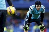 وكيل بيتر تشيك يكشف عن تفاوضه مع ريال مدريد