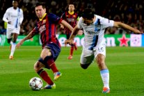 أغويرو يحاول اللحاق بقمة السيتي والبارسا في 