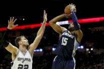 فوز ممفيس على حامل اللقب وتورونتو يواصل تألقه