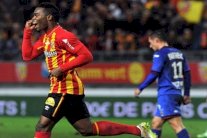 فوز ثمين للنس على نيس في الدوري الفرنسي