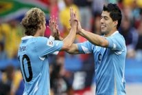 دييغو فورلان ينصح مواطنه سواريز بالانتقال إلى مانشستر يونايتد