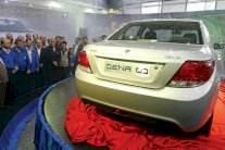 سيارة إيرانية تعمل بالطاقة الشمسية ستشارك في سباق دولي في أميركا