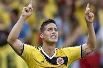 الكولومبي رودريغيز يخرج من ظل مواطنه فالكاو