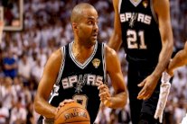 طوني باركر رئيساً لنادي ليون-فيلوربان