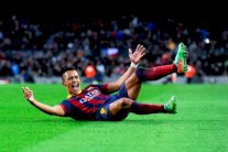 برشلونة مستعد لبيع الدولي التشيلي سانشيز