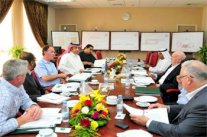 وفد من هيئة الإمارات لسباق الخيل يزور نادي الفروسية بالرياض 