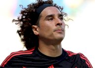 وكيل الحارس المكسيكي أوتشوا : لم نتلقى أي عرض رسمي من أي نادٍ