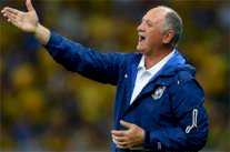 سكولاري للبرازيليين : رجاء اعذرونا