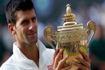 ديوكوفيتش يستعيد الصدارة وموراي الخاسر الأكبر