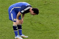 زوبيزاريتا يعتبر أن تقيؤ ميسي المتكرر لا يدعو للقلق