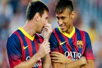 نيمار يعترف بعدم أحقية زميله ميسي بجائزة الكرة الذهبية