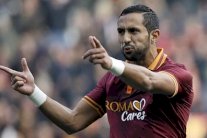 ريال مدريد يستغل مواجهة روما لخطف المدافع المغربي مهدي بنعطية