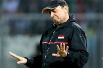 الكرة العراقية .. تعتمد على مدرب واحد لقيادة منتخباتها الوطنية !!