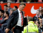 فان غال يعلن تحمله مسؤولية خسارة مانشستر يونايتد أمام سوانسي