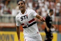 برشلونة يوجه أنظاره صوب لاعب برازيلي بدلاً من كوادرادو