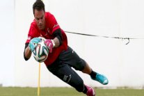 الحارس السويسري بيناليو يعتزل دولياً