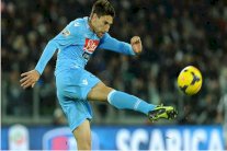 الأرجنتيني فرنانديز من نابولي إلى سوانسي سيتي