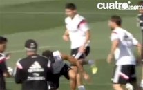 رودريغيز ينجو بأعجوبة من تدخل اربيلوا العنيف في تدريبات ريال مدريد