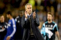 مورينيو يوجه سهامه لغوارديولا من خلال فابريغاس 