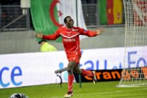 الكاميروني أبو بكر من لوريان إلى بورتو 