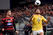 غوانغجو يواجه وضعا صعبا بغياب ليبي و3 لاعبين اساسيين