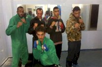 أخضر الملاكمة يصل إلى الجزائر