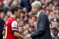 فينغر : الناس قساة جداً مع مسعود أوزيل رغم أنّه لاعب ذكي 