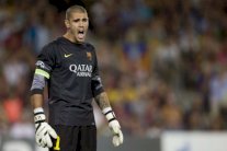 ليفربول يستقر على فالديس لإشعال منافسة الحراسة مع مينوليه