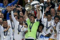 فيرغسون يرشح ريال مدريد للاحتفاظ بلقب دوري الأبطال